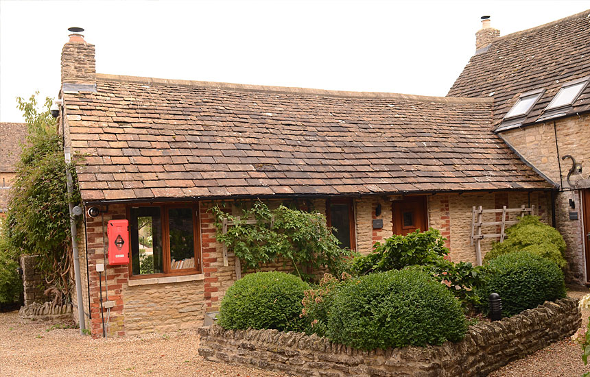 Self-Catering-Cottages-Kiln-01
