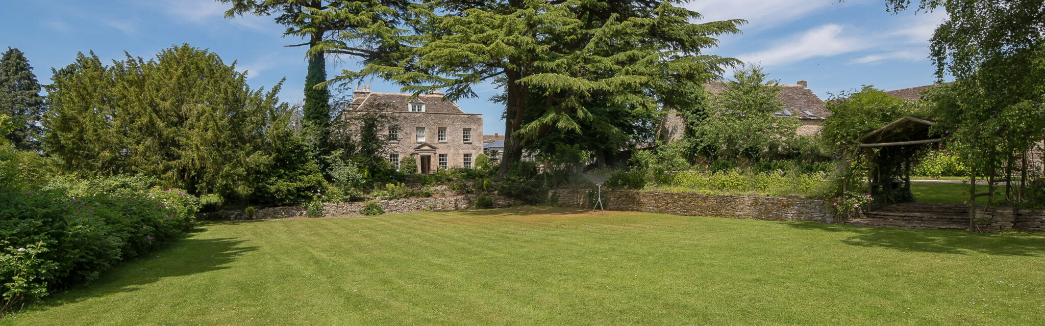The-Tythe-Barn-header